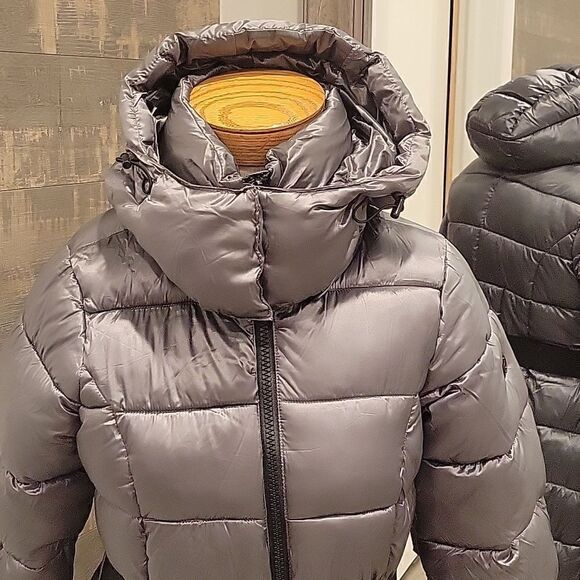 Jessica Simpson puffer, size M - Picture 3 of 7